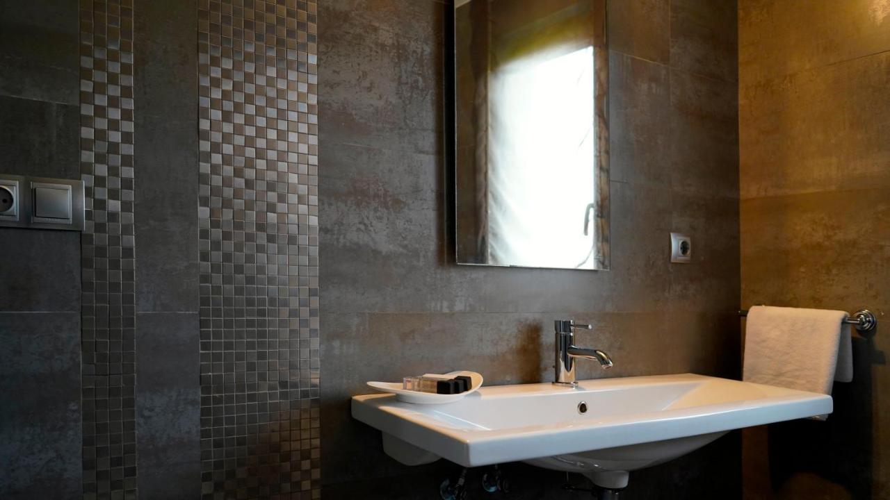 Apartamentos Ciudad De Petra Santillana del Mar Extérieur photo